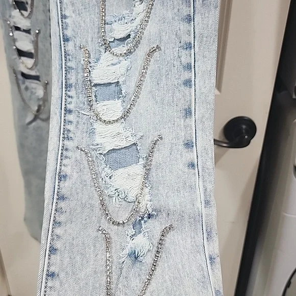 Juicy Couture Melrose Wash Indigo Studded Chain Girlfriend Jeans Women's 24 NWT - Picture 2 of 6